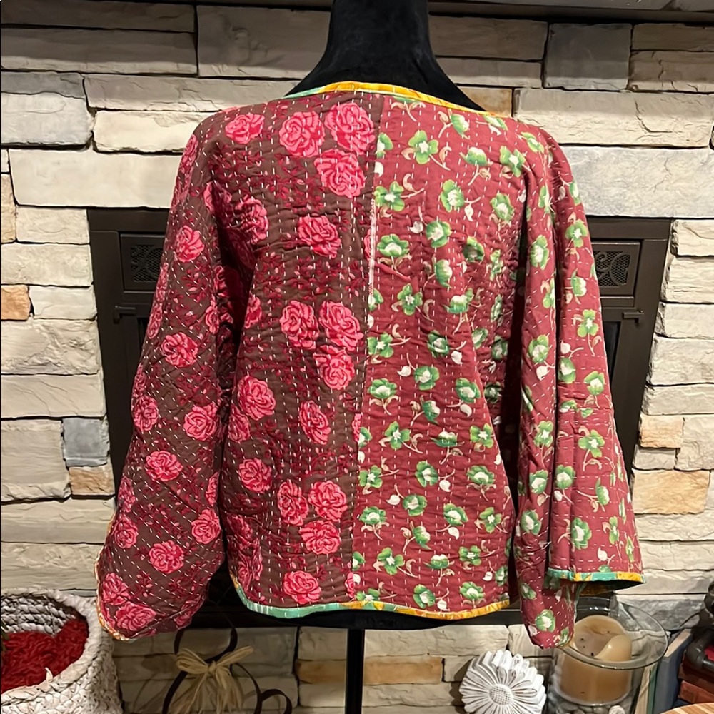 Kantha Reversible Top - Picture 4 of 7